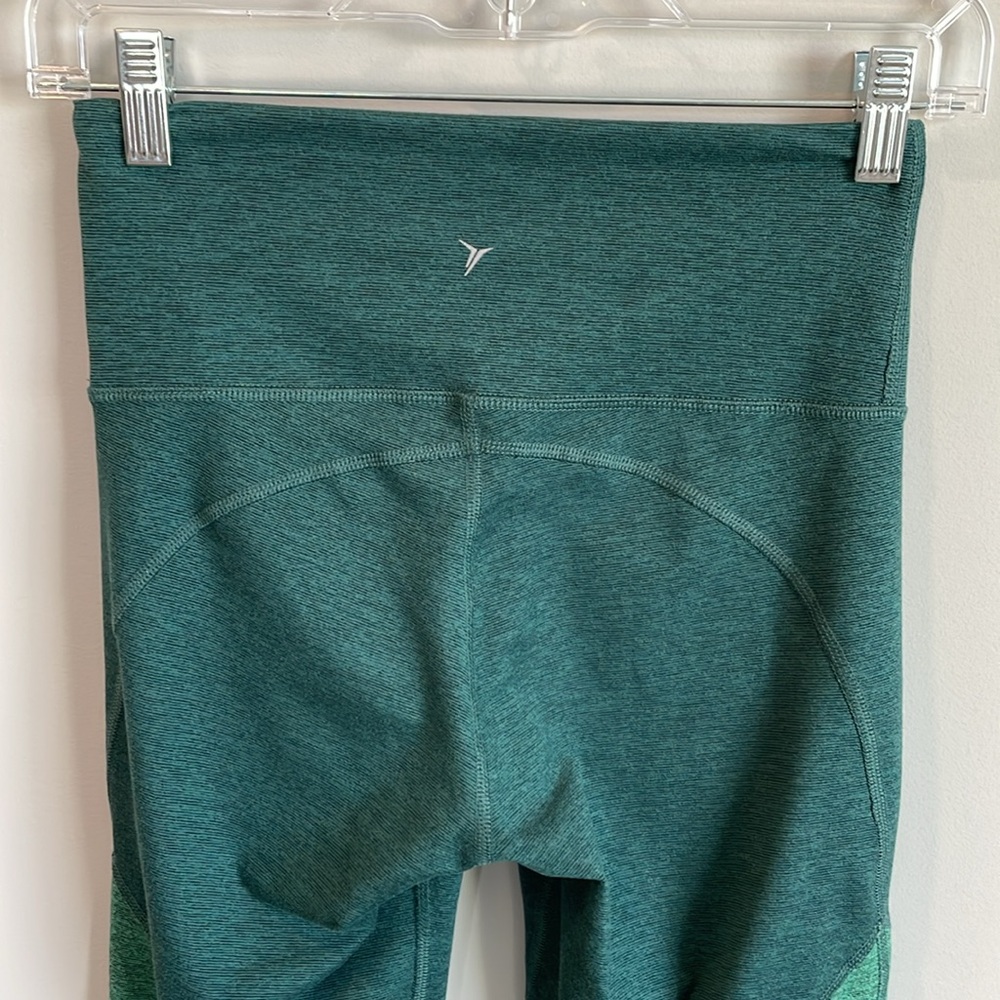Old Navy Activewear Leggings - Green - Picture 3 of 4